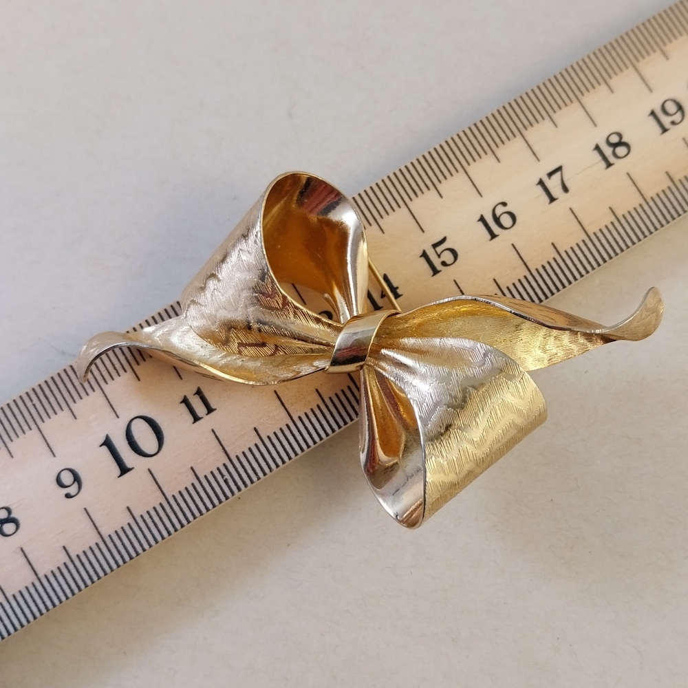 Vintage Gold Planted  Bow Brooch - Picture 7 of 15